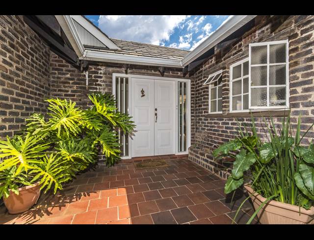3 BEDROOM FREESTANDING RENTED IN GLENADRIENNE